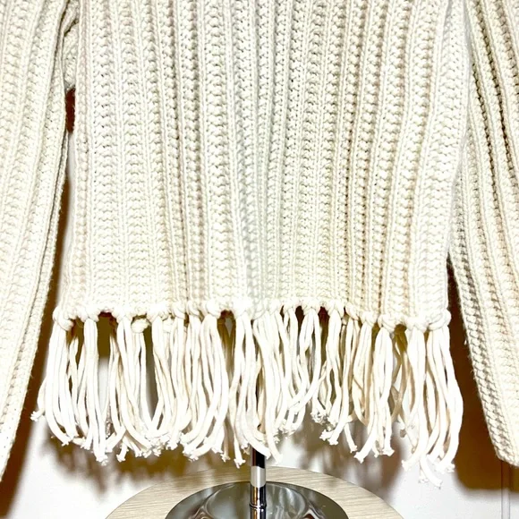 H&M Cable Knit Pullover Sweater - Picture 3 of 5